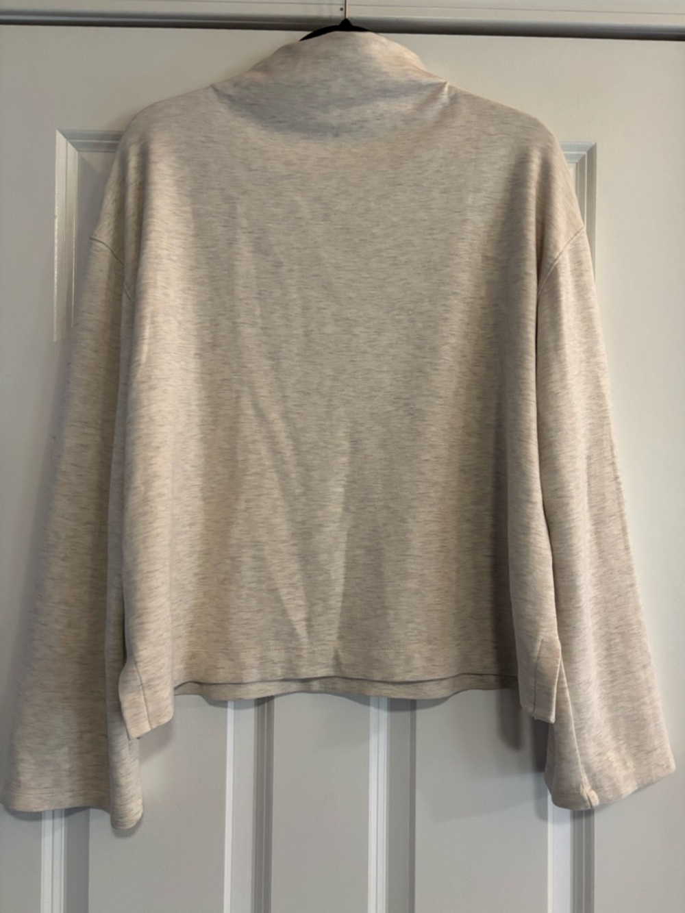 Lou & Grey Women’s Heathered Oatmeal  Mock Neck Scubasoft Sweatshirt, size Large - Picture 5 of 7